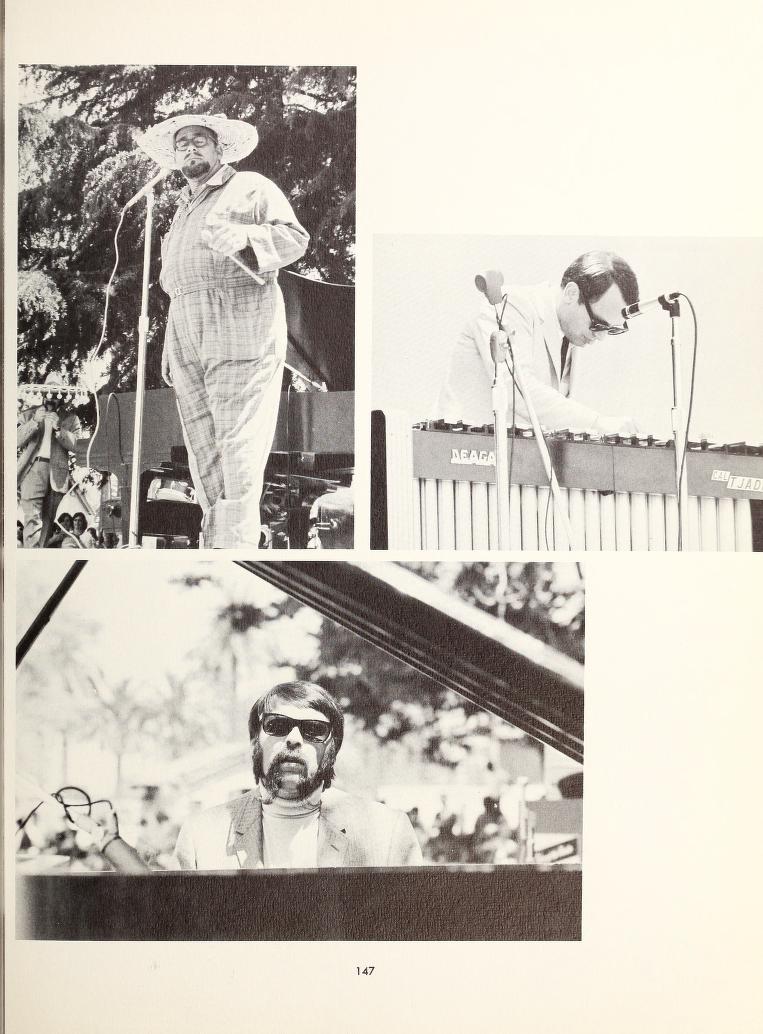 Spring Festival, Redwood